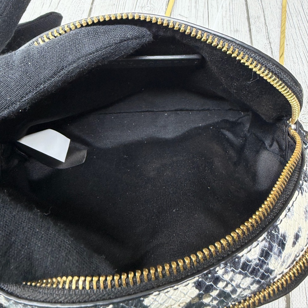 PRE LOVED Marc Jacob Python-Embossed Shutter Came… - image 6